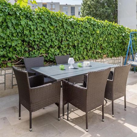 Garden Apartment Dina With Free Parking Split Eksteriør billede